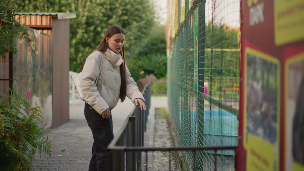 Smart Visitor Tracking Methods Every Neighborhood Should Consider